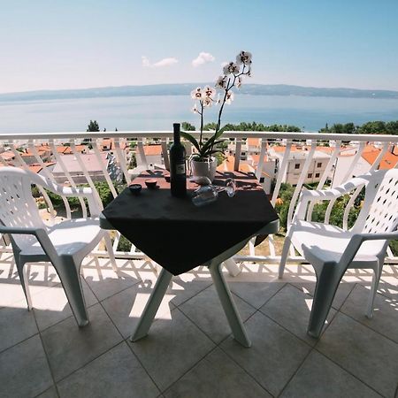 Villa Brigita Омиш Экстерьер фото