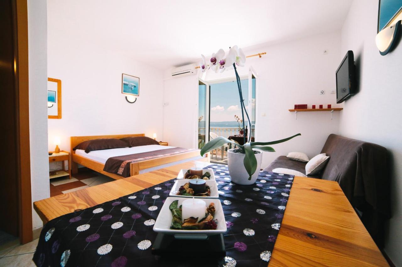 Villa Brigita Омиш Экстерьер фото