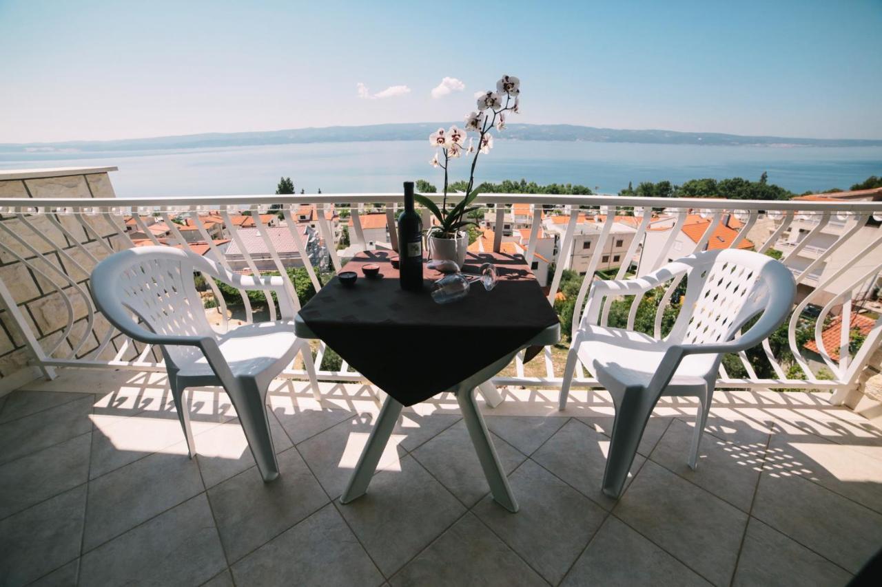 Villa Brigita Омиш Экстерьер фото
