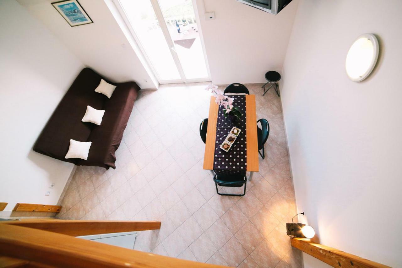 Villa Brigita Омиш Экстерьер фото