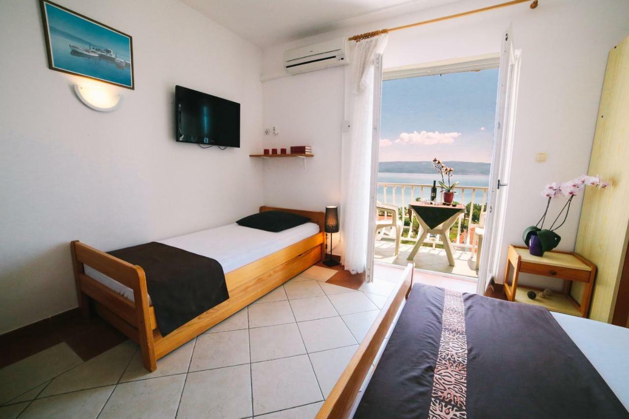 Villa Brigita Омиш Экстерьер фото